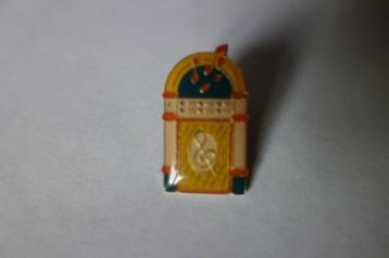 Pin model Wurlitzer 1015 jukebox beschikbaar voor biedingen