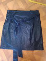 Josephine & Co imitatieleer rok overslag donkerblauw maat 36, Kleding | Dames, Josephine & Co, Blauw, Ophalen of Verzenden, Zo goed als nieuw