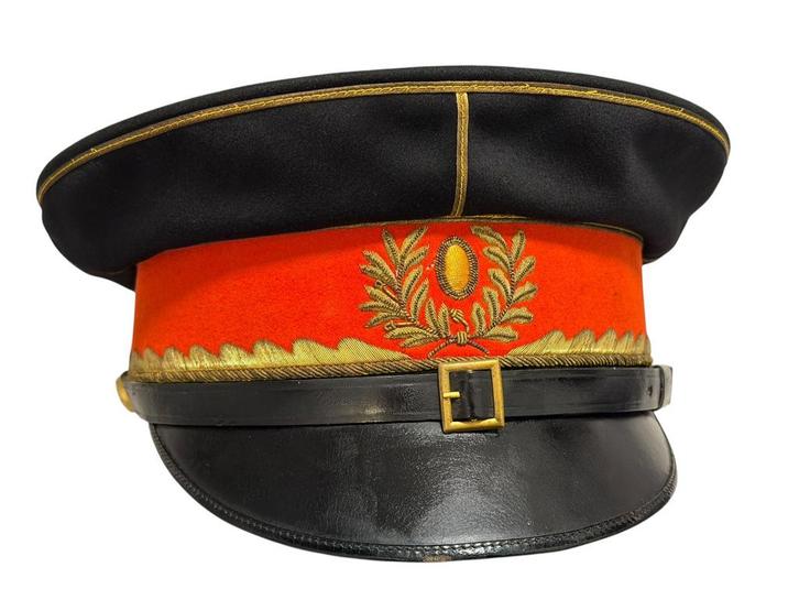 Nederlandse M1912 generaals platte pet op naam, Verzamelen, Militaria | Tweede Wereldoorlog, Landmacht, Embleem of Badge, Nederland
