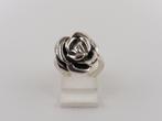 Zilveren damesring roos (klemring)                       Z62