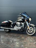 Harley Davidson Street Glide, 2 cilinders, 1690 cc, Particulier, Meer dan 35 kW