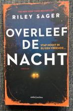 Overleef de nacht -  Riley Sager.    ISBN 9789026354816, Boeken, Thrillers, Gelezen, Riley Sager, Ophalen of Verzenden, Nederland
