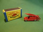 LESNEY:   nr.9     DENNIS FIRE ENGINE EN: >>>>>>MINT/BOXED, Hobby en Vrije tijd, Modelauto's | Overige schalen, Ophalen of Verzenden