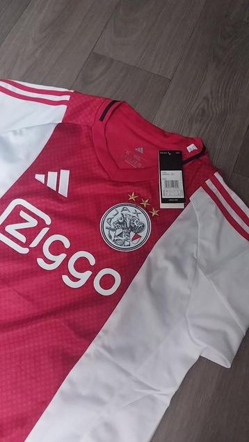 NIEUW AJAX-SHIRT XL seizoen 2025-2026 beschikbaar voor biedingen