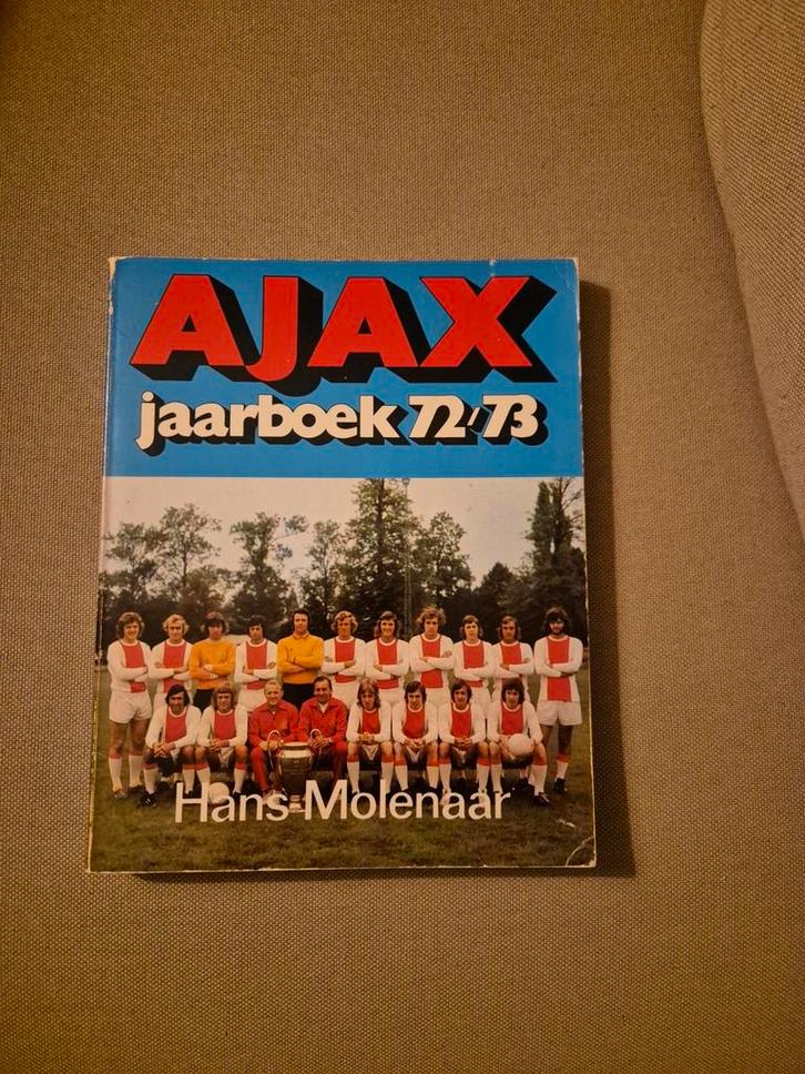 Ajax Jaarboek 1972/73 - Hans Molenaar, Boeken, Auto's | Boeken, Gelezen, Algemeen, Ophalen of Verzenden