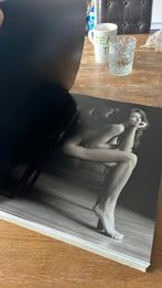 Russell James teNeues boek zonder stofcover, Ophalen of Verzenden, Zo goed als nieuw
