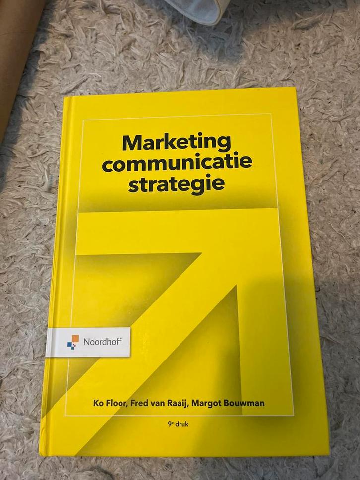 Marketing Communicatie Strategie - Ko Floor, Boeken, Economie, Management en Marketing, Zo goed als nieuw, Economie en Marketing