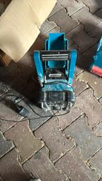 Makita bouwradio 18v / 14.4v  kan erin, Ophalen of Verzenden, Bouwradio