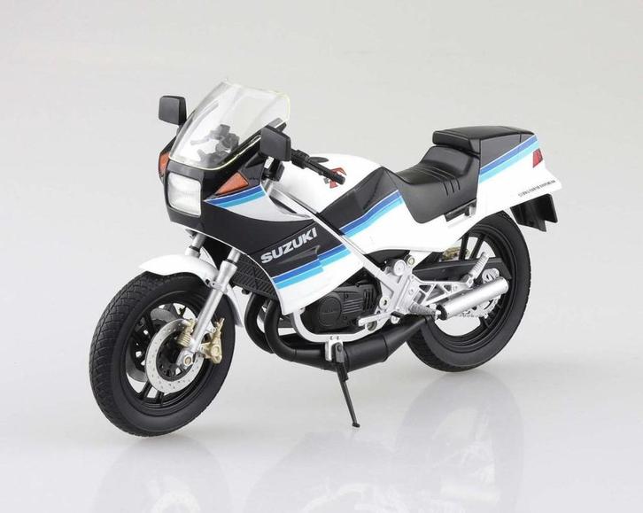 Suzuki RG250 Gamma, Aoshima, 1/12, Hobby en Vrije tijd, Modelauto's | 1:5 tot 1:12, Nieuw, Auto, 1:9 t/m 1:12, Ophalen of Verzenden