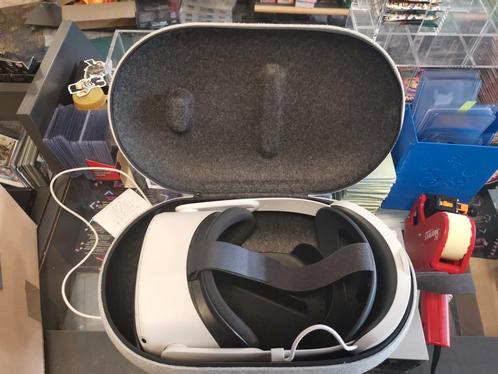 Meta quest 2 + travel case + strap extender, Spelcomputers en Games, Virtual Reality, Gebruikt, Ophalen of Verzenden