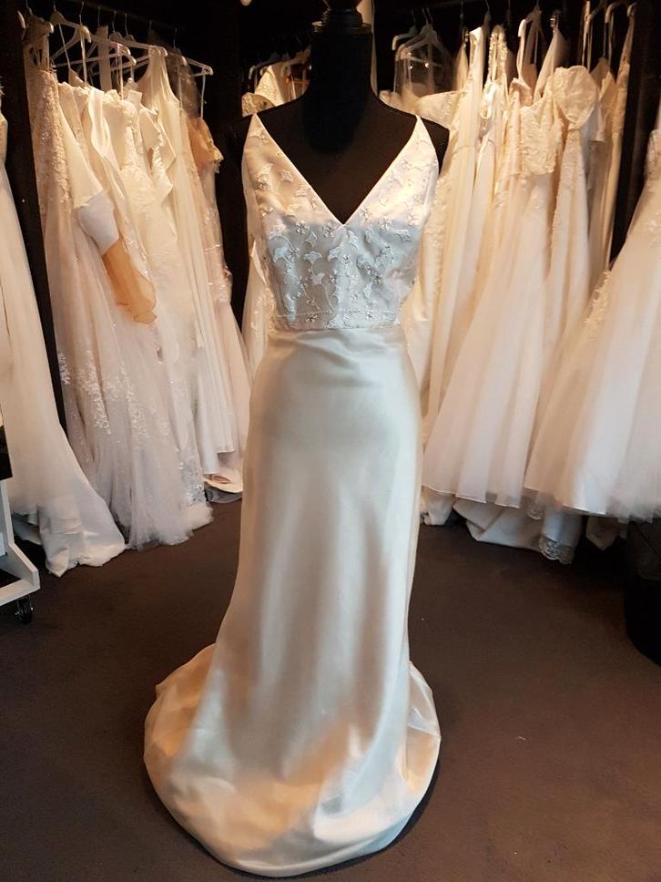 Nieuwe Bruid/gala jurken. diverse maten., Kleding | Dames, Trouwkleding en Trouwaccessoires, Nieuw, Trouwjurk, Wit, Ophalen of Verzenden