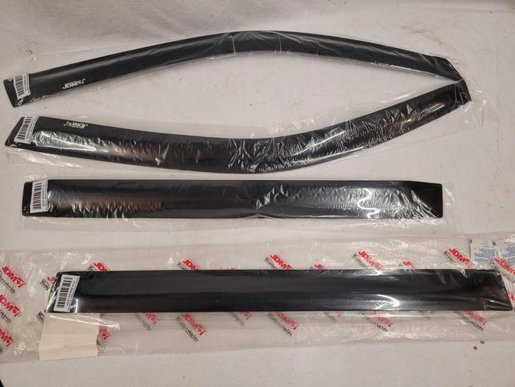 Toyota Land Cruiser FJ200 4-deurs Raamvizier, Auto diversen, Tuning en Styling, Ophalen of Verzenden