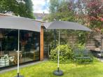 2 complete sets parasolvoeten en halve parasols, Ophalen, Nieuw