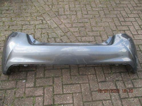 achter bumper toyota yaris P 13, Auto-onderdelen, Carrosserie en Plaatwerk, Bumper, Toyota, Achter, Gebruikt, Ophalen of Verzenden