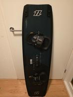 North Atmos Carbon Twintip Kiteboard 136x40, Watersport en Boten, Kitesurfen, Ophalen, Gebruikt, Twintip, Kiteboard