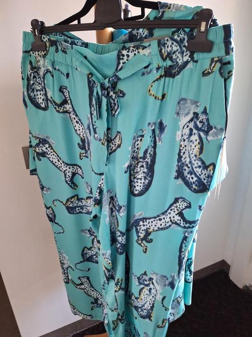 ===NIEUWE===SET SAMOON TOP EN BROEK XXL 37.50 PER STUK, Kleding | Dames, Grote Maten, Nieuw, Blauw, Verzenden
