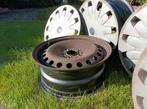 Ford Focus 2013 Velgen + Sierdoppen 205/55 R16, Auto-onderdelen, Banden en Velgen, Ophalen, Gebruikt, Velg(en), 16 inch