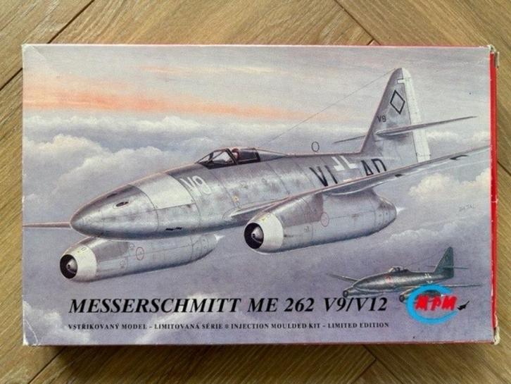 1:72 1/72 MPM Messerschmitt ME 262 V9/V12, Hobby en Vrije tijd, Modelbouw | Vliegtuigen en Helikopters, Zo goed als nieuw, Vliegtuig