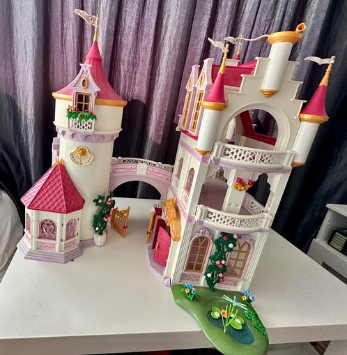 Playmobil roze kasteel 6142, 6236, 5146, Kinderen en Baby's, Speelgoed | Playmobil, Ophalen