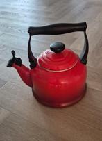 Traditionele fluitketel Le Creuset, Witgoed en Apparatuur, Waterkokers, 2 liter of meer, Ophalen, Zo goed als nieuw