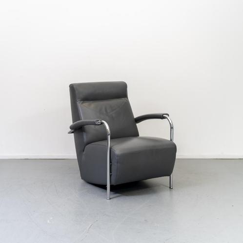 1x Leolux Scylla Fauteuil Hoge Rug Grijs Leder - Chroom, Huis en Inrichting, Fauteuils, Gebruikt, Leer, Metaal, 50 tot 75 cm, 75 tot 100 cm