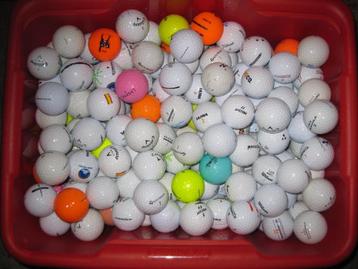 100 golfballen voor 35 € beschikbaar voor biedingen