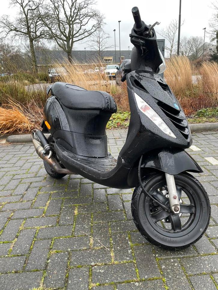 Piaggio zip 70cc stage6, Fietsen en Brommers, Scooters | Piaggio, Zo goed als nieuw, Zip, Tweetakt, Ophalen of Verzenden