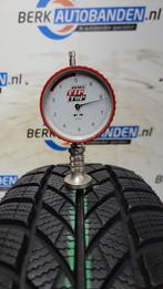 4x Maxxis Arctictrekker 165/60 R15 81T 165/60/15 1656015 (pr, Gebruikt, 15 inch, -, -