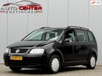 Volkswagen Touran 2.0-16V FSI Trendline Airco, Stof, Gebruikt, Zwart, 4 cilinders