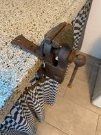 Antieke smeedijzeren bankschroef, Ophalen of Verzenden