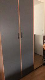 Driedeurs garderobekast (rechts 1 spiegeldeur), Huis en Inrichting, Kasten | Kledingkasten, 150 tot 200 cm, Gebruikt, Ophalen of Verzenden