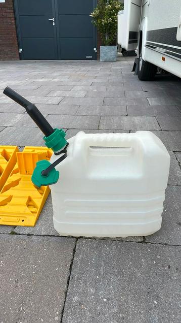 Jereycan / waterkan 10 liter. beschikbaar voor biedingen
