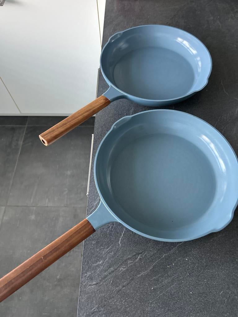 2x IKEA Klippfisk koekenpan 28 cm  - z.g.a.n., Ophalen, Inductieplaat, Aluminium, Zo goed als nieuw