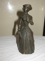 Tafelbel van een elegante vrouw in brons., Ophalen of Verzenden