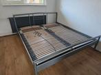 Verstelbaar bed met lattenbodem & afstandsbediening, Ophalen
