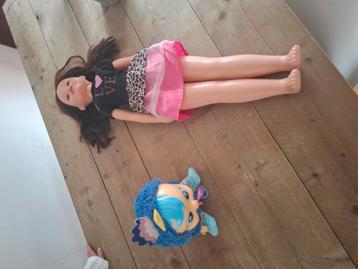 Cry baby dolls - baby huilt en stopt mbv speen beschikbaar voor biedingen