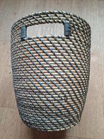 Stevige mand van pitriet, Ophalen, Rond, Riet