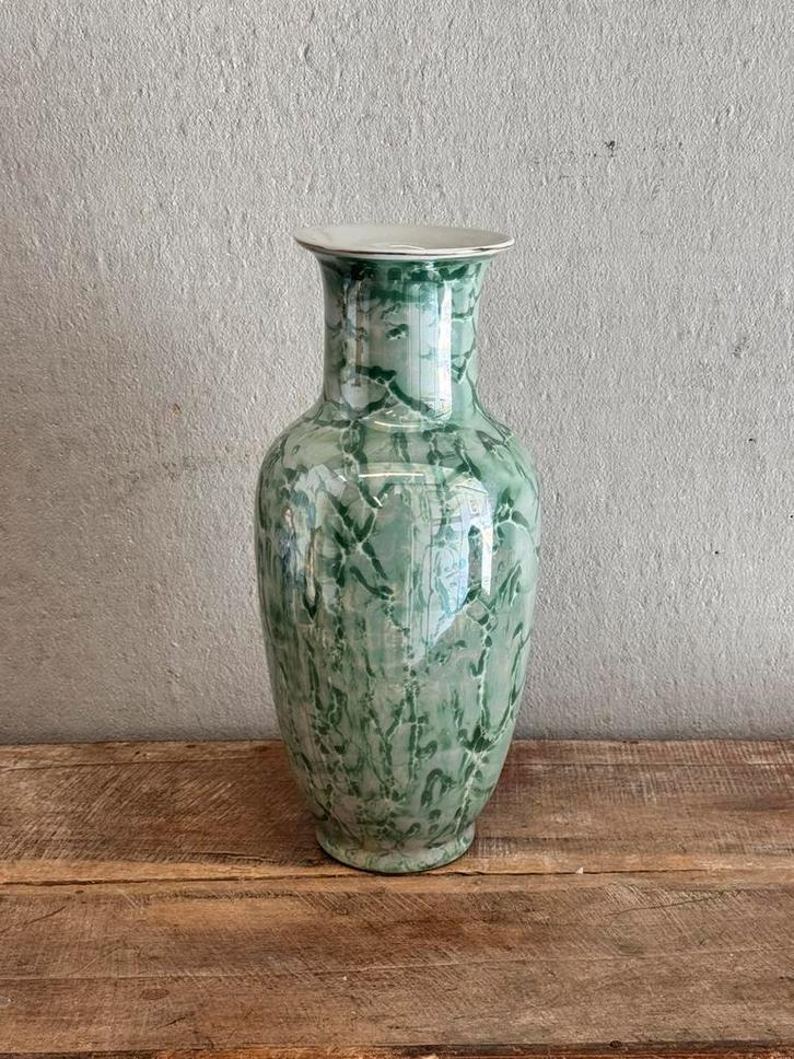 Vintage Chinese vaas groen, Antiek en Kunst, Antiek | Vazen, Verzenden