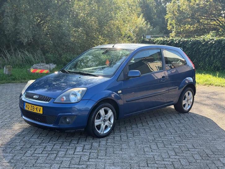 Ford Fiesta 1.4-16V Futura AIRCO I NWE APK I GOED ONDERHOUDE, Auto's, Ford, Bedrijf, Te koop, Fiësta, ABS, Airbags, Airconditioning