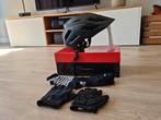 Te koop Specialized helm Tactic 3 & handschoenen Dual Gel, Nieuw, Ophalen of Verzenden