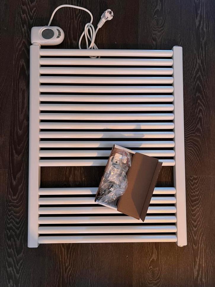 Badkamer verwarming DRL, Doe-het-zelf en Verbouw, Verwarming en Radiatoren, Nieuw, Radiator, Hoog rendement (Hr), Ophalen