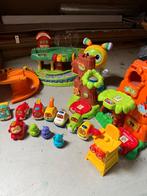 Te koop: VTech Autobaan + VTech Dierentuin., Ophalen of Verzenden, Zo goed als nieuw