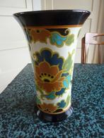 Art deco vaas van Gouda plateel, Antiek en Kunst, Antiek | Keramiek en Aardewerk, Ophalen of Verzenden
