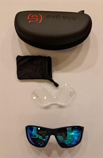 Evil Eye e011 75 4500 Nook + adapter beschikbaar voor biedingen