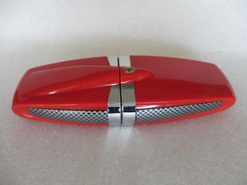 Mooie orginele Ferrari pennenset met 1 pen beschikbaar voor biedingen