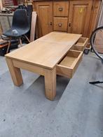 2 Eiken salon-/ bijzettafels met lade, Huis en Inrichting, Vierkant, 55 tot 75 cm, Hout, Ophalen