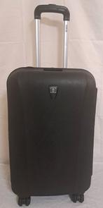 Medium koffer 4 wielen cijferslot 69:cm Gemaakt van zeer, Sieraden, Tassen en Uiterlijk, Koffers, Ophalen of Verzenden, Zo goed als nieuw