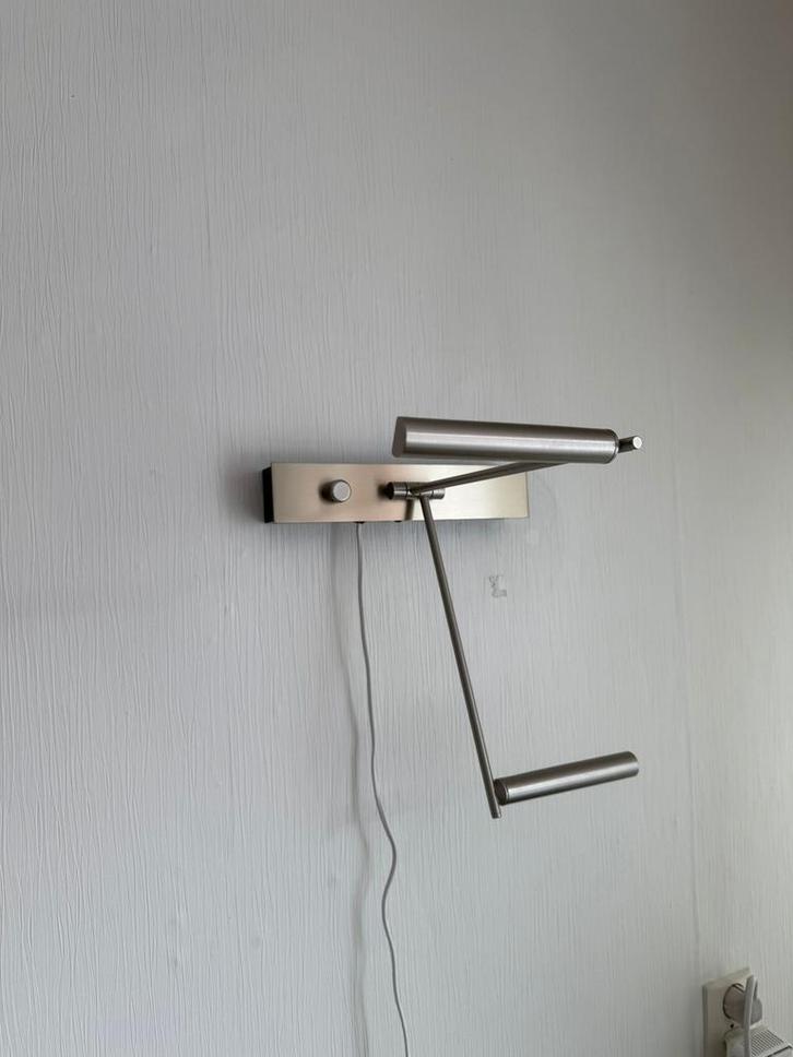 CVL Luminaires-moderne wandlamp., Huis en Inrichting, Lampen | Wandlampen, Zo goed als nieuw, Metaal, Ophalen of Verzenden