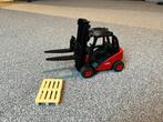 Bruder Linde H30 Heftruck met Pallet - Speelgoed, Kinderen en Baby's, Ophalen of Verzenden, Gebruikt, Jongen of Meisje