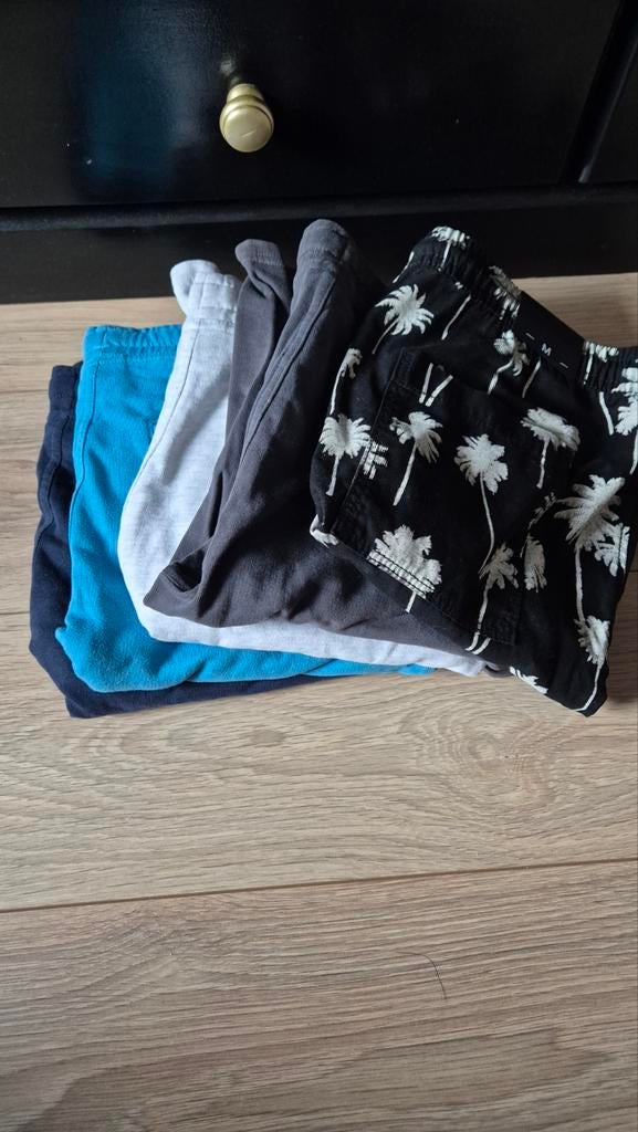Jongens korte broeken mt 182 (C&A), Ophalen of Verzenden, Nieuw, Jongen, Broek